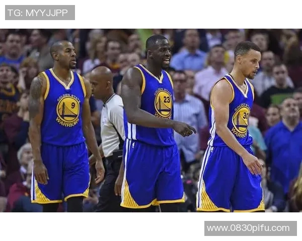 广州篮球队与南京篮球队对决分析赛后节奏变化与战术调整探讨